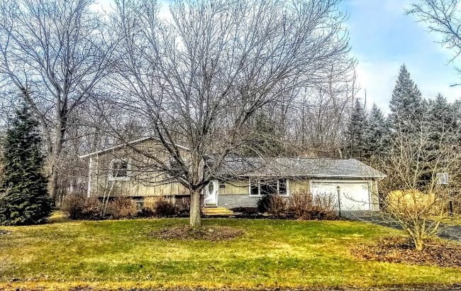 Building Photo - 16351 Petro Dr