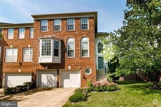 Building Photo - 45792 Shagbark Terrace
