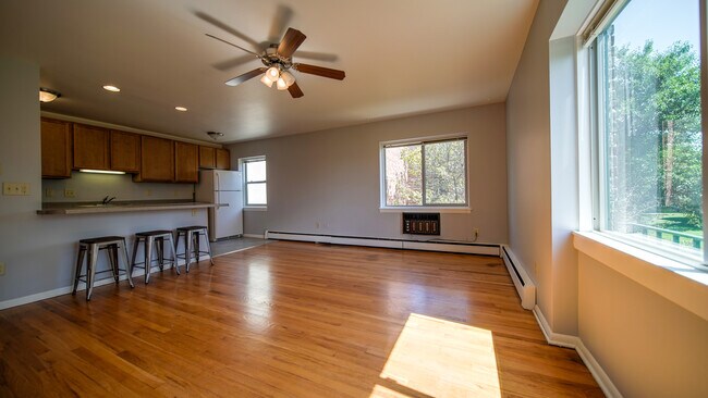 Foto del edificio - Parkview Apartments
