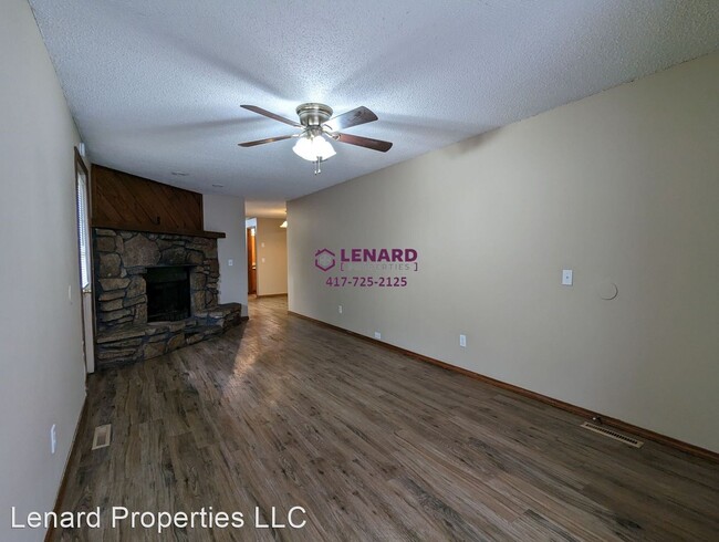 Building Photo - 3 br, 1.5 bath House - 2616 W Farm Rd. 164