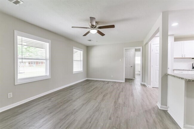 Foto del edificio - 5118 Keystone St