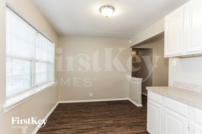 Foto del edificio - 1839 Wynn Terrace