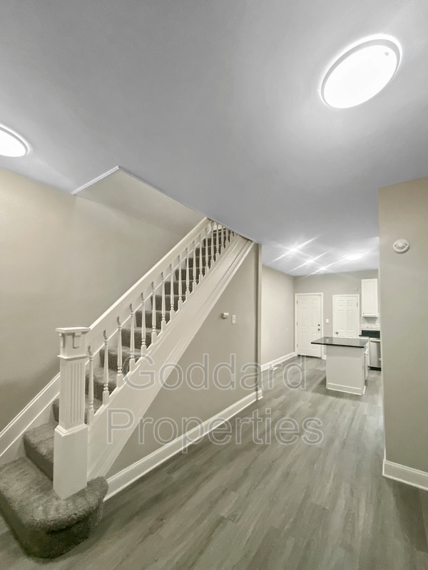 Building Photo - 619 McKewin Ave