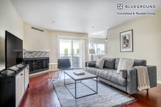 Building Photo - 235 Arlington Rd