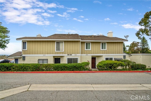 Building Photo - 23767 Highland Valley Rd