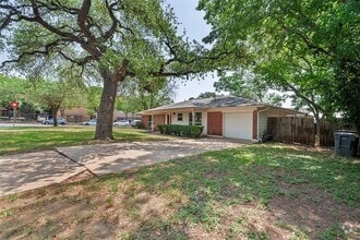 Building Photo - 8801 Camelia Ln