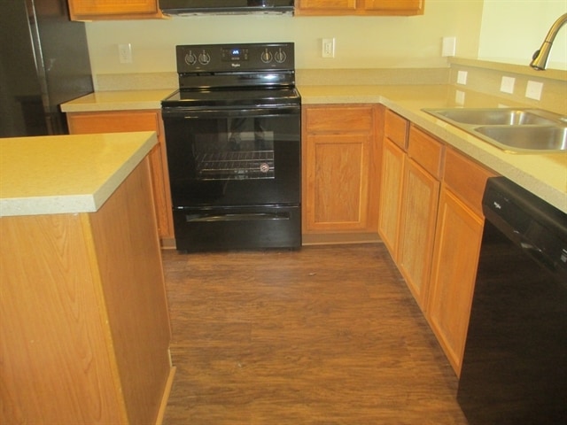 Foto del edificio - 9177 Prosperity Lake Dr