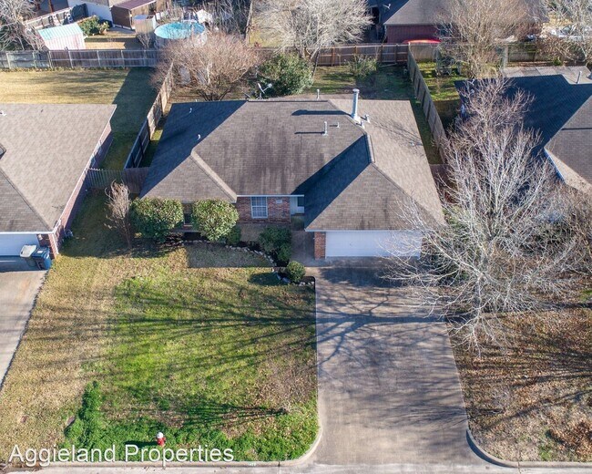 Foto del edificio - 3 br, 2 bath House - 1402 Front Royal