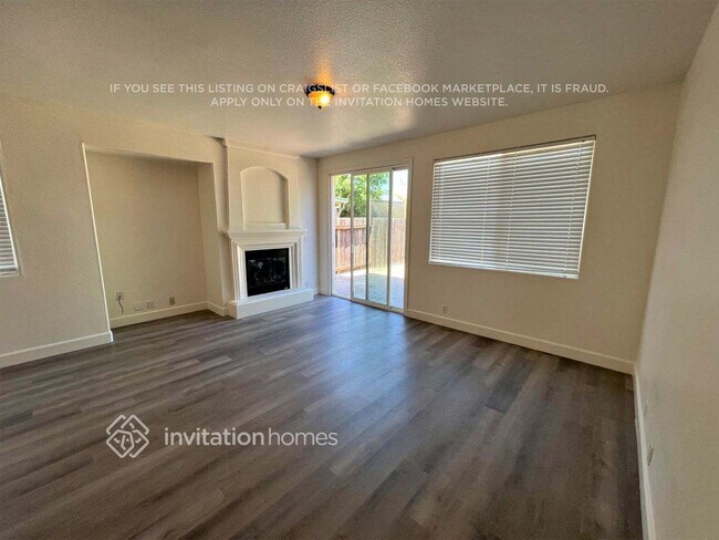 Foto del edificio - 5543 Ridgepoint Dr