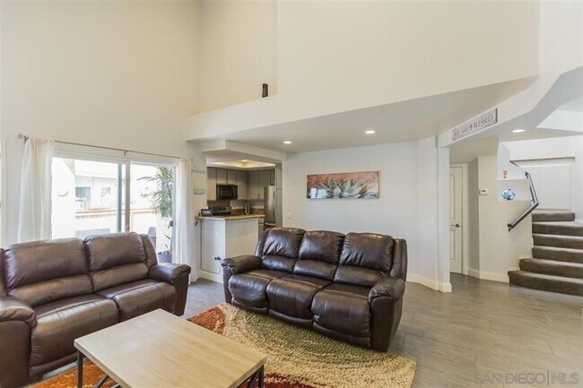 Foto del edificio - 2 Bed / 2 Bath Townhome in El Cajon