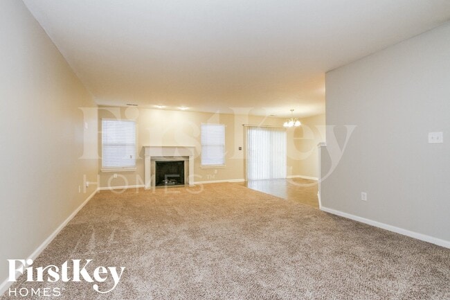 Building Photo - 8126 Oakley Ln