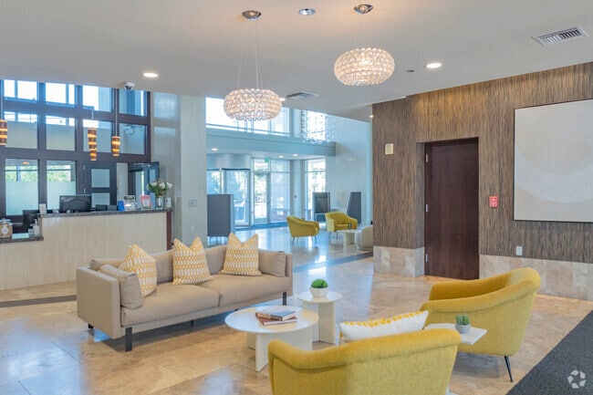 Lobby - Seasons of Cherry Creek