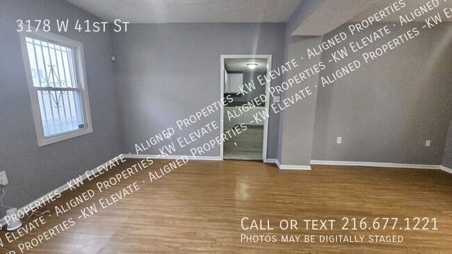 Foto del edificio - 3178 W 41st St