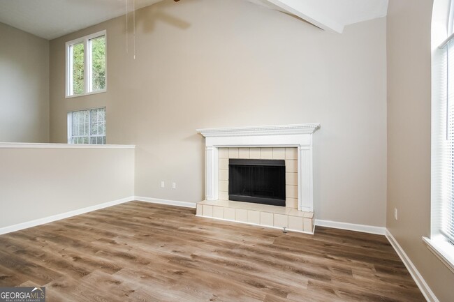 Building Photo - 8610 Creekview Ct