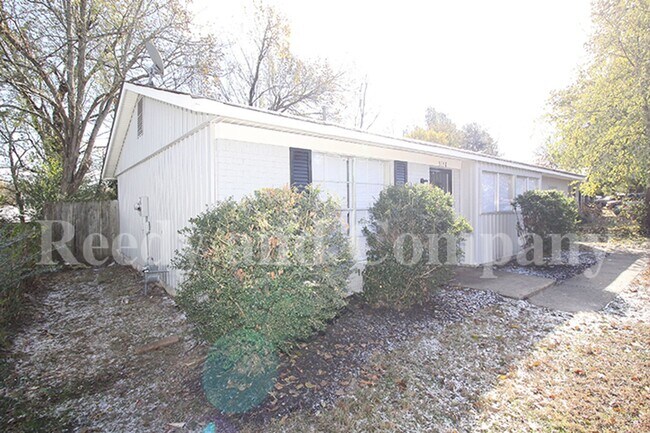 Foto del edificio - 5158 Breckenwood Dr