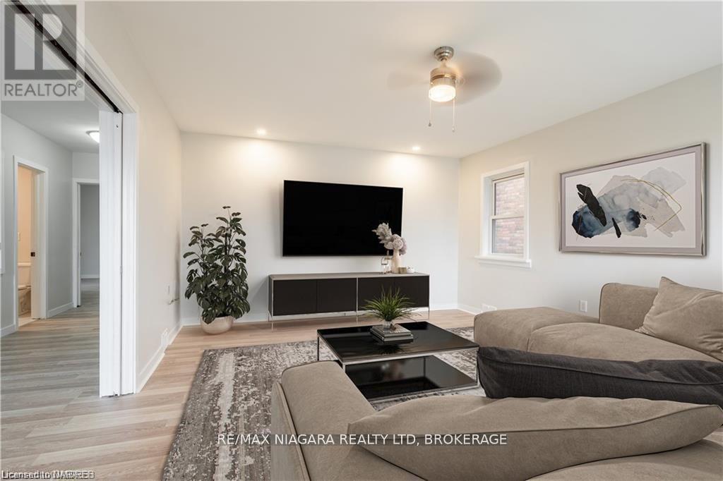 Photo principale - 7121 Dorchester Rd