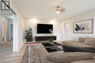 Building Photo - 7121 Dorchester Rd