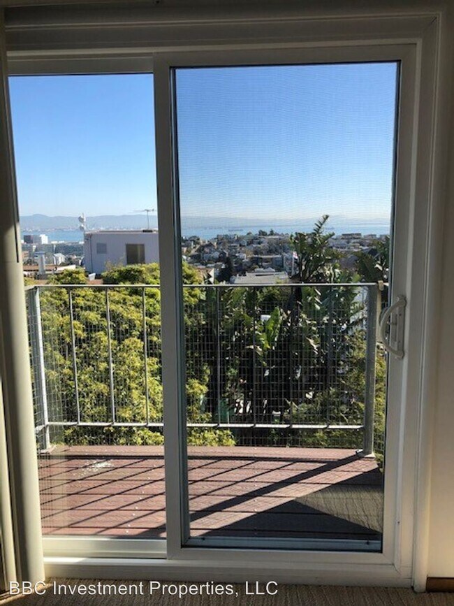 Building Photo - 741 Kansas St