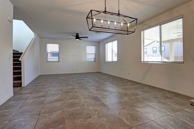 Building Photo - 5853 Lavender Breeze - Move In Ready & Bea...