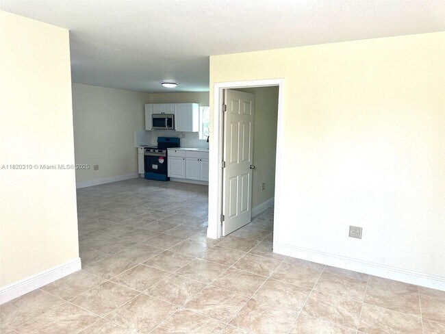 Building Photo - 17625 SW 160th Ave