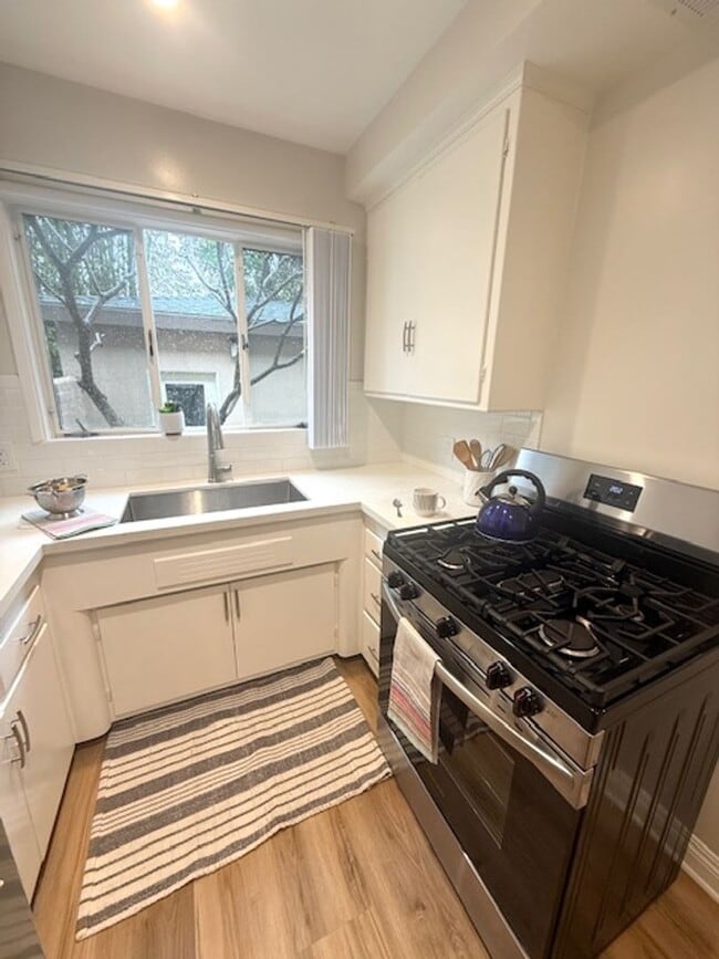 Building Photo - Milan Apartments