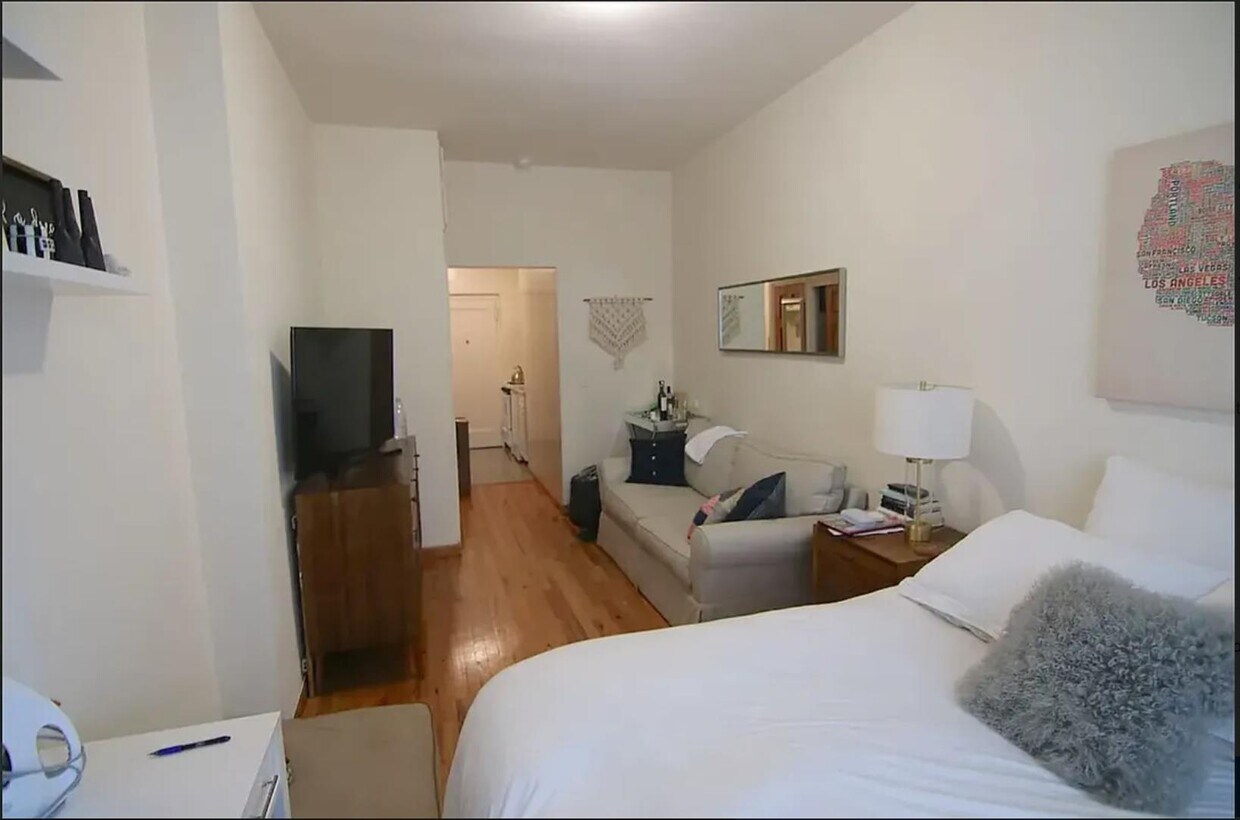 Foto del edificio - 255 W 75th St