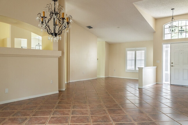Building Photo - 1407 Whispering Woods Way