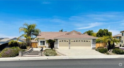 Building Photo - 27970 Sunlight Ct