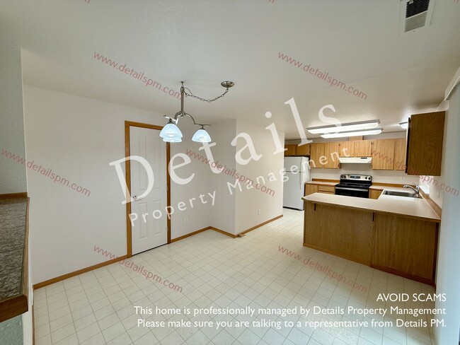 Building Photo - 12754 Silverdale Way NW