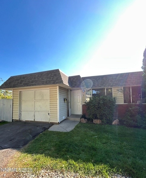 Building Photo - 1657 Gault Way