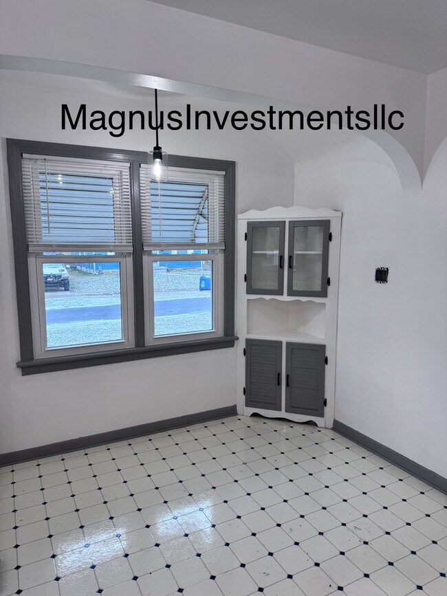 Foto del edificio - 1009 Broer Ave