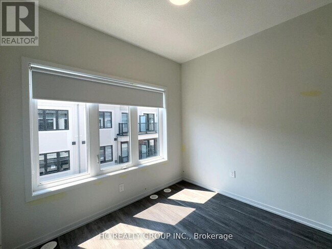 Building Photo - 88 Matawin Ln