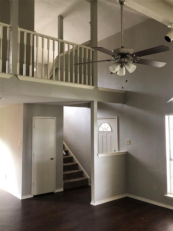 Foto del edificio - 4910 Kelso Ln