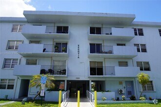 Building Photo - 1221 SW 122nd Ave