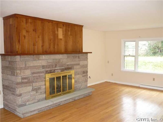 Building Photo - 111 Homewood Dr