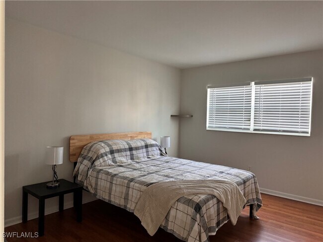 Foto del edificio - 7035 Cedarhurst Dr