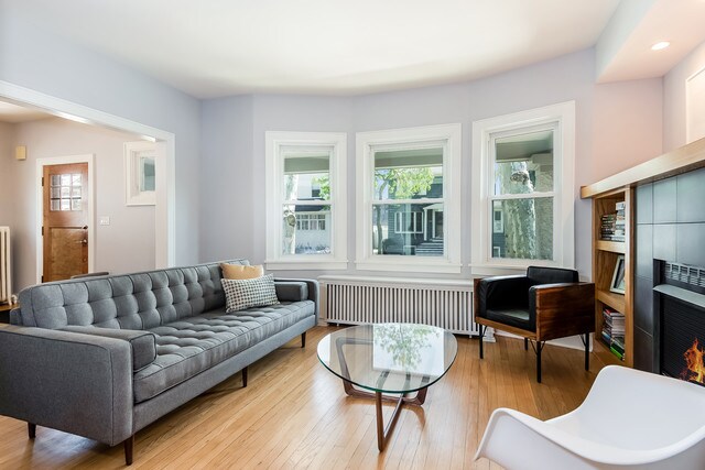 Foto del edificio - 725 Carpenter Ave