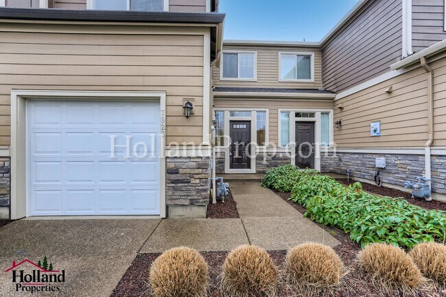 Foto del edificio - Beautiful Hillsboro Condo With a Garage!