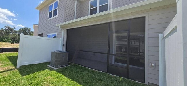 Building Photo - 3577 SE 37th Ct