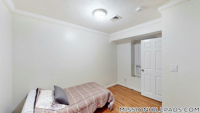 Building Photo - 712 Shawmut Ave