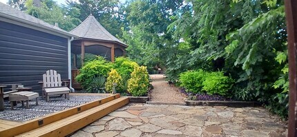 Building Photo - 8635 San Benito Way