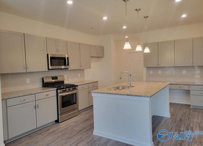 Building Photo - 118 Mill View Dr