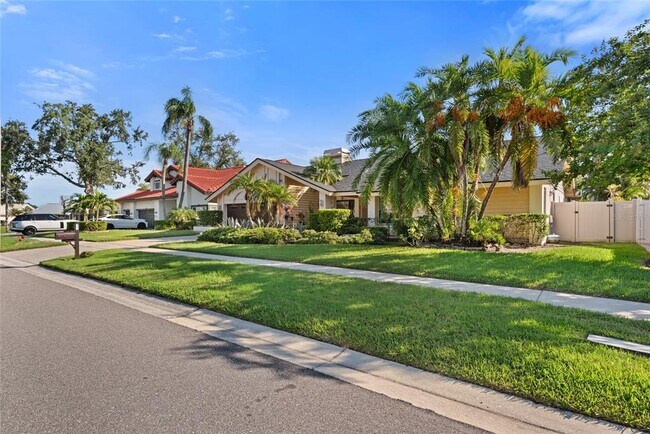 Foto del edificio - 4121 Crosswater Dr