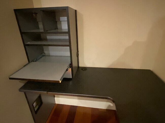Built in desk area - 737 Olive Way