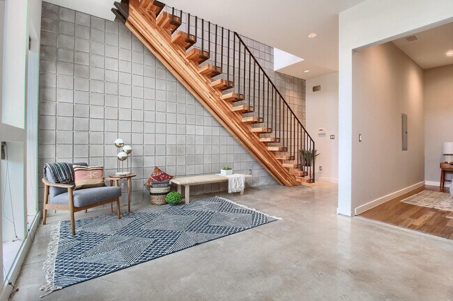 Foto del edificio - 502 W 55th St