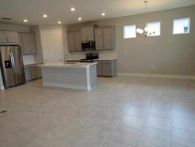 Building Photo - 729 IBIZA Loop