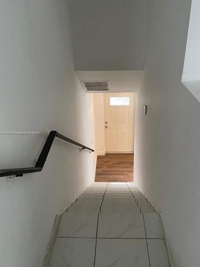 Foto del edificio - 307 NW 84th St