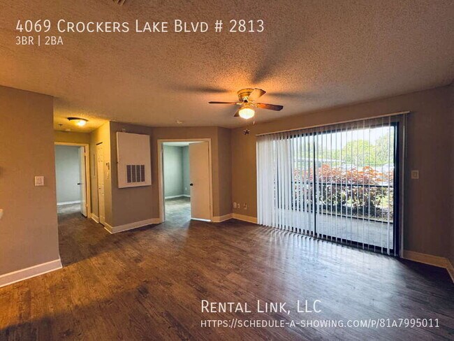 Foto del edificio - 4069 Crockers Lake Blvd
