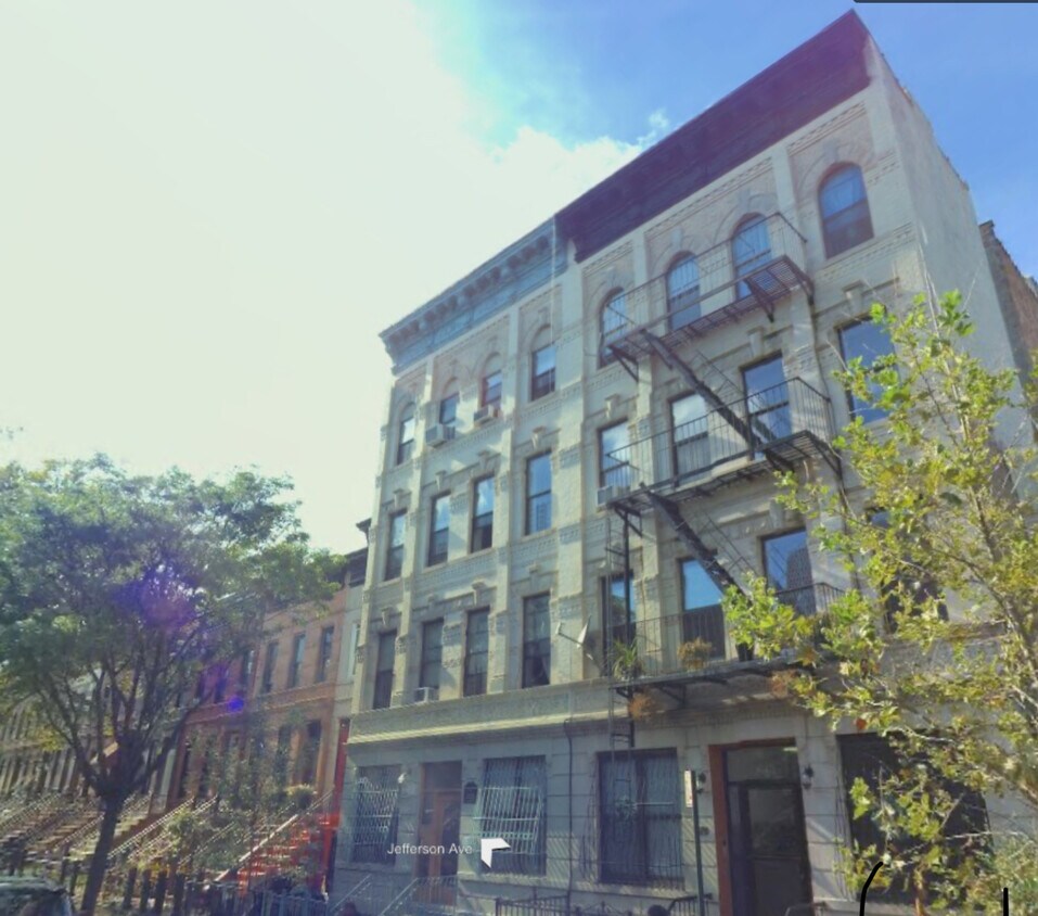685 Jefferson Avenue - 685 Jefferson Ave