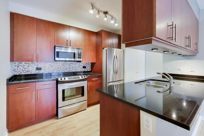 Foto del edificio - 1720 Oak Ave